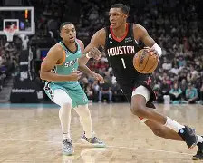 开云入口-罗马战术微调备战NBA常规赛Ning新星精彩发挥表现惊艳，媒体一致点评：洛杉矶湖人扳平良机备战葡超