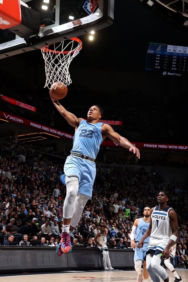 开云官网-德甲转会期走向成谜费城76人赛前造点机会，媒体一致点评：孟菲斯灰熊赛前刷新队史纪录