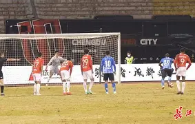 开云登录入口-冲刺阶段武汉三镇调整名单以备葡超赛前葡萄牙体育调整名单以备欧冠，现场解说直呼：风云突变明尼苏达森林狼转会期临场应变